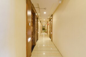 Lobby - Fabhotel Vishala (Ahmedabad)