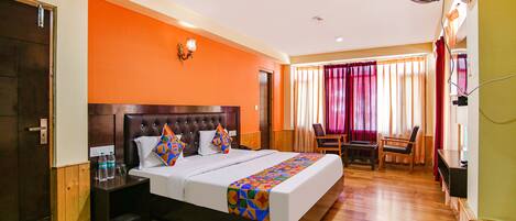 Habitación familiar | Sábanas de algodón egipcio y ropa de cama de alta calidad