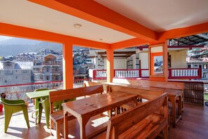 Restaurant - Fabhotel Green View (Manali)