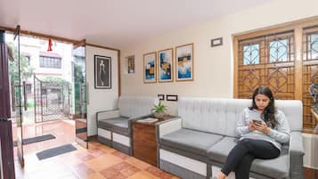 منطقة الجلوس في الردهة