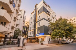 Front of property - Fabhotel Rooms 27 (Hyderabad)