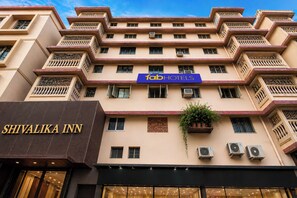 Exterior - FabHotel Sivalika Inn (Howrah)