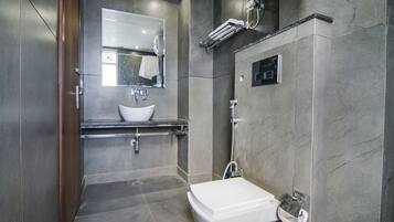 Ducha y cabezal de ducha tipo lluvia