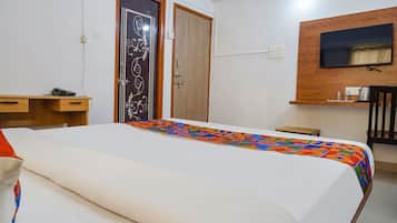 Egyptian cotton sheets, premium bedding, in-room safe