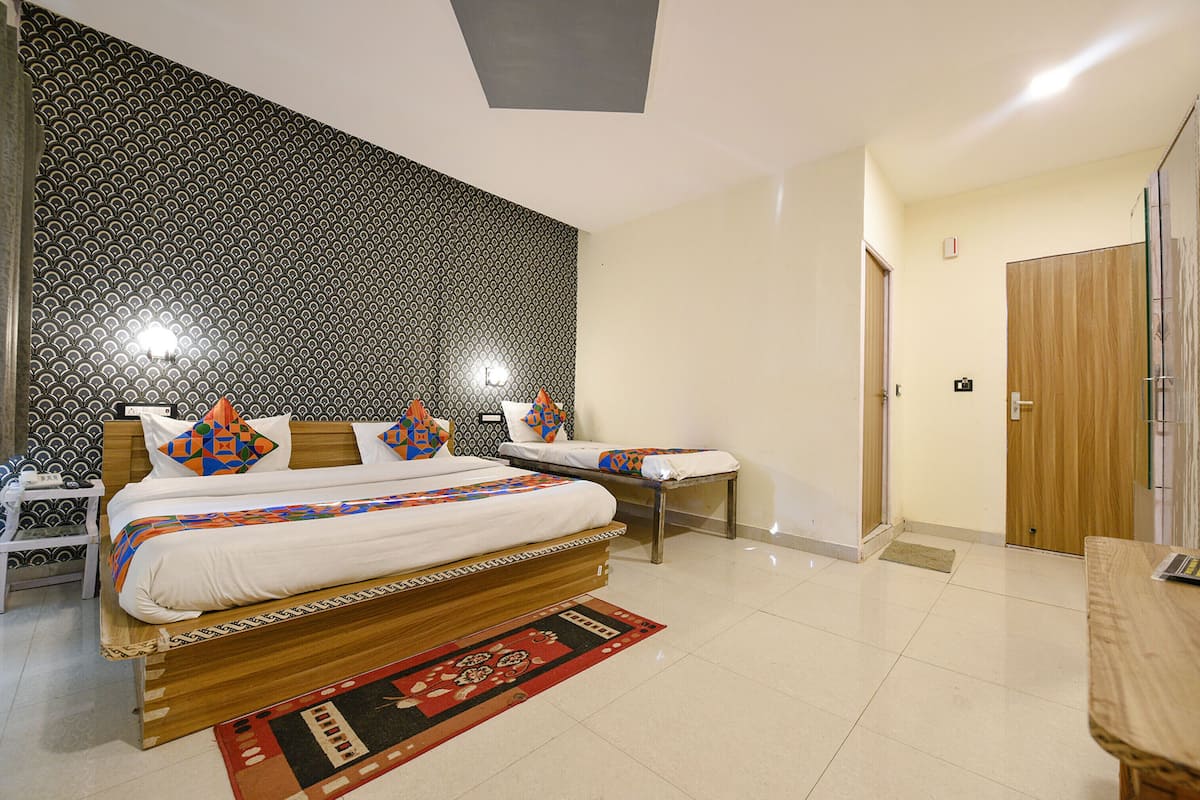 Premium Room | Egyptian cotton sheets, premium bedding, in-room safe, free WiFi