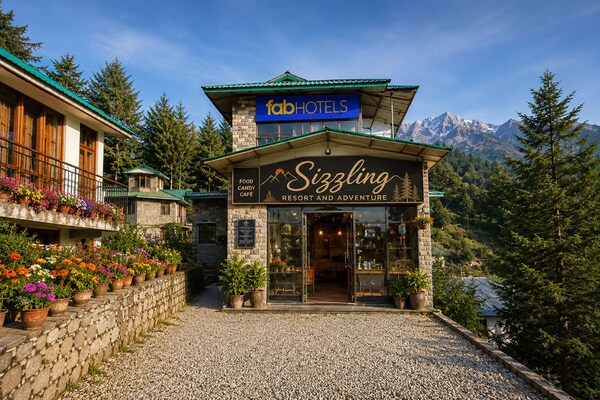 Fabhotel Sizzling Resort & Adventure - Himachal Pradesh