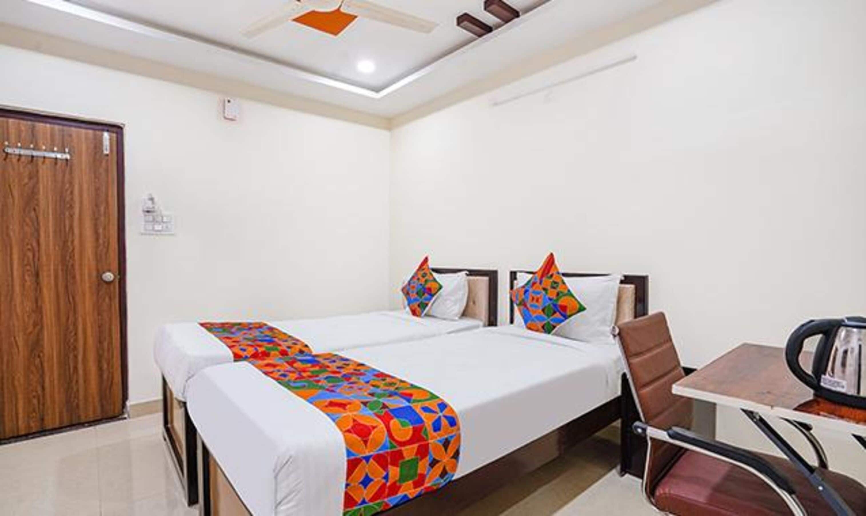 Foto - FabHotel Sri Karthikeya Grand - Nr Nexus Mall, Kukatpally