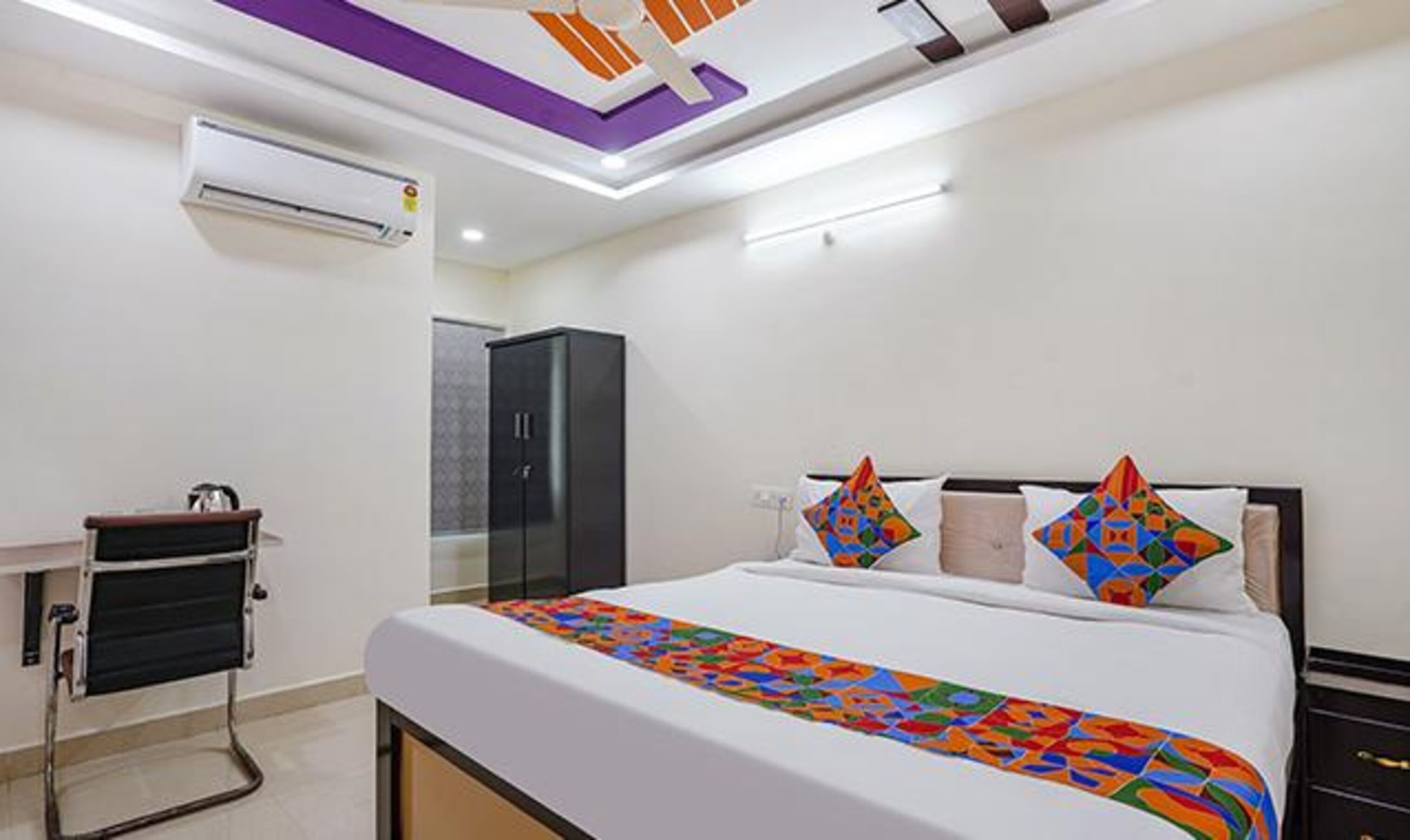 Foto - FabHotel Sri Karthikeya Grand - Nr Nexus Mall, Kukatpally