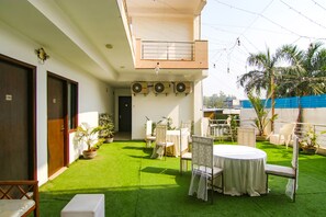 Garden view - Fabhotel Marritt Grand (New Delhi)