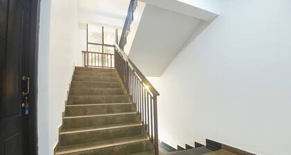 FabHotel Holiday Suites