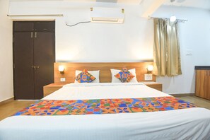Deluxe Room | Egyptian cotton sheets, premium bedding, in-room safe - FabHotel Holiday Suites (Benaulim)