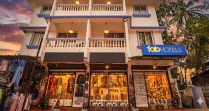 Fabhotel Grand Royal Palms