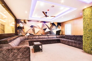 Lobby - Fabhotel Prime Ravila Grand (Hyderabad)