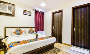 Deluxe Room | Egyptian cotton sheets, premium bedding, in-room safe, free WiFi - Fabhotel Airport Residency (Jaipur)