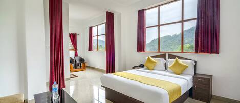 Familienzimmer | BettwÀsche aus Àgyptischer Baumwolle, hochwertige Bettwaren, Zimmersafe