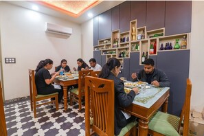 Restaurant - Via Filter Babu (Agra)