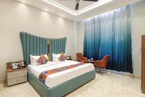 ห้องพรีเมียม | ผ้าปูที่นอนฝ้ายอียิปต์, เครื่องนอนระดับพรีเมียม, ตู้นิรภัยในห้องพัก
