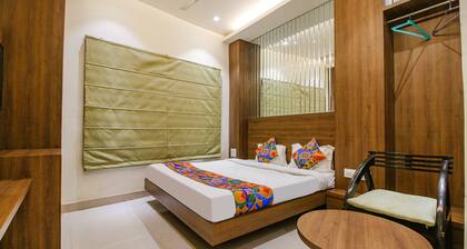 Fabhotel Royal Palace Ii