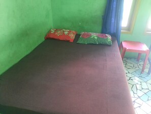 Chambre Double Standard | Wi-Fi gratuit, draps fournis