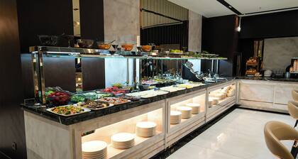 Sky Hill Hotel