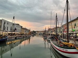 Marina - Comfortable, fully equipped, 2-bedroom, 2-bathroom mobile home, Cesenatico beach (Cesenatico)
