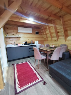 Interior - Kevser Suit Bungalov , Jakuzili, Rize Artvin Havalimanına 15 dakika (rize)