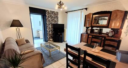 Maison de village avec jardin