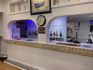Bar (on property) - Lucena Hotel (Blackpool)