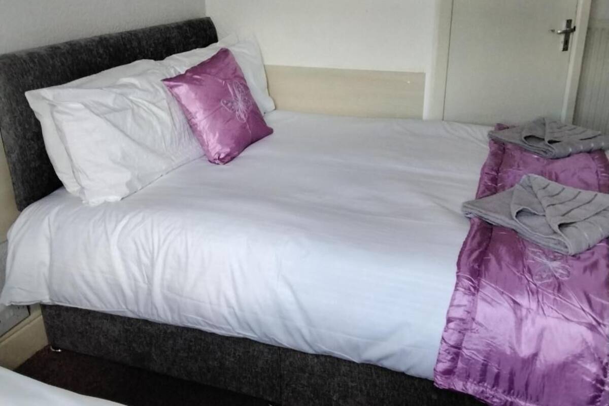 Basic Double Room | WiFi (free)