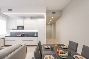 Dining - BnButler - De Amicis, 25 (Milano)