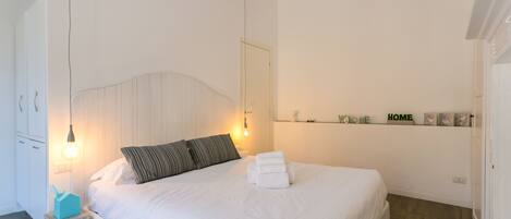 1 habitación, sábanas de algodón egipcio y ropa de cama de alta calidad