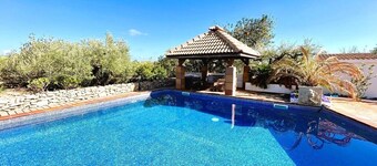 SAONA VILLAS (VN AMIGO): villa for 8 people, private swimming pool, air co