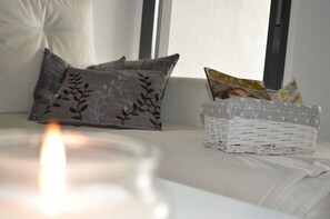 2 bedrooms, iron/ironing board, free WiFi, bed sheets - Groundfloor Oasis beach la zenia III (La Zenia)