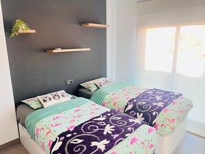 2 bedrooms, iron/ironing board, free WiFi, bed sheets - Penthouse Oasis beach V La zenia (La Zenia)