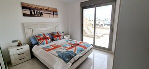 3 bedrooms, free WiFi, bed sheets