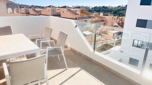 Outdoor dining - Apartment Villamartin  Resd.AireTM (Villamartín)