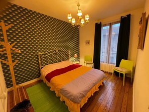 4 Schlafzimmer, Bügeleisen/Bügelbrett, WLAN, Bettwäsche