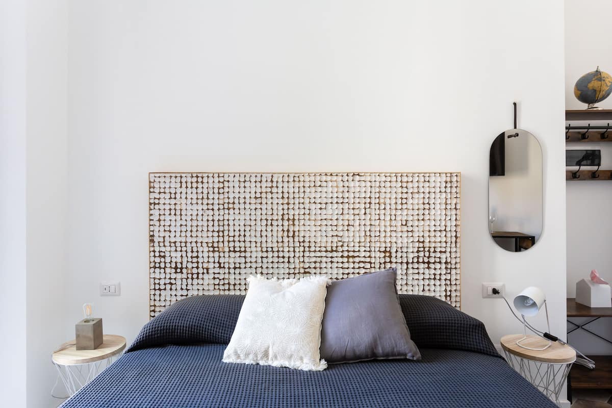 Comfort studio | 1 slaapkamer, een bureau, een laptopwerkplek