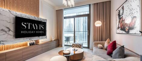 豪華公寓 | 客廳 | 64 吋智能電視連數碼電視頻道