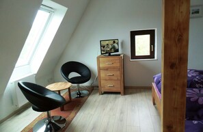 3 soverom, strykejern/-brett, reiseseng for barn og wi-fi (inkludert)