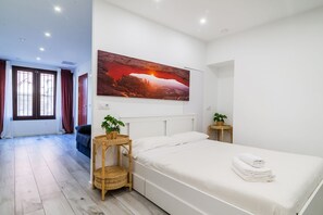 1 bedroom, iron/ironing board, free WiFi, bed sheets - Piso 80 Pasos de Playa (Lloret de Mar)