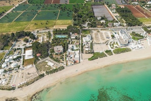 Beach nearby - Villa Duna, few steps to beach and clear sea, seaview terrace, sleeps 8, Puglia (Puglia)