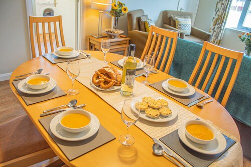 Pine Marten Cottage Aviemore | Cosy Holiday Cottage in Silverglades