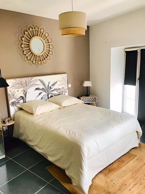 1 bedroom, desk, iron/ironing board, travel cot