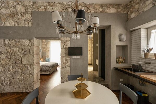 1 chambre, système d’insonorisation, Wi-Fi