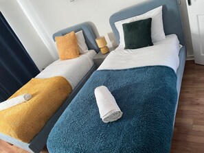 3 多间卧室、熨斗/熨衣板、WiFi、床单