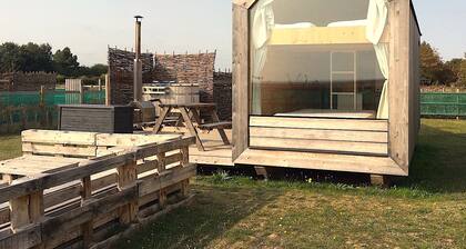 Lushna Petite 3 at Lee Wick Farm Glamping