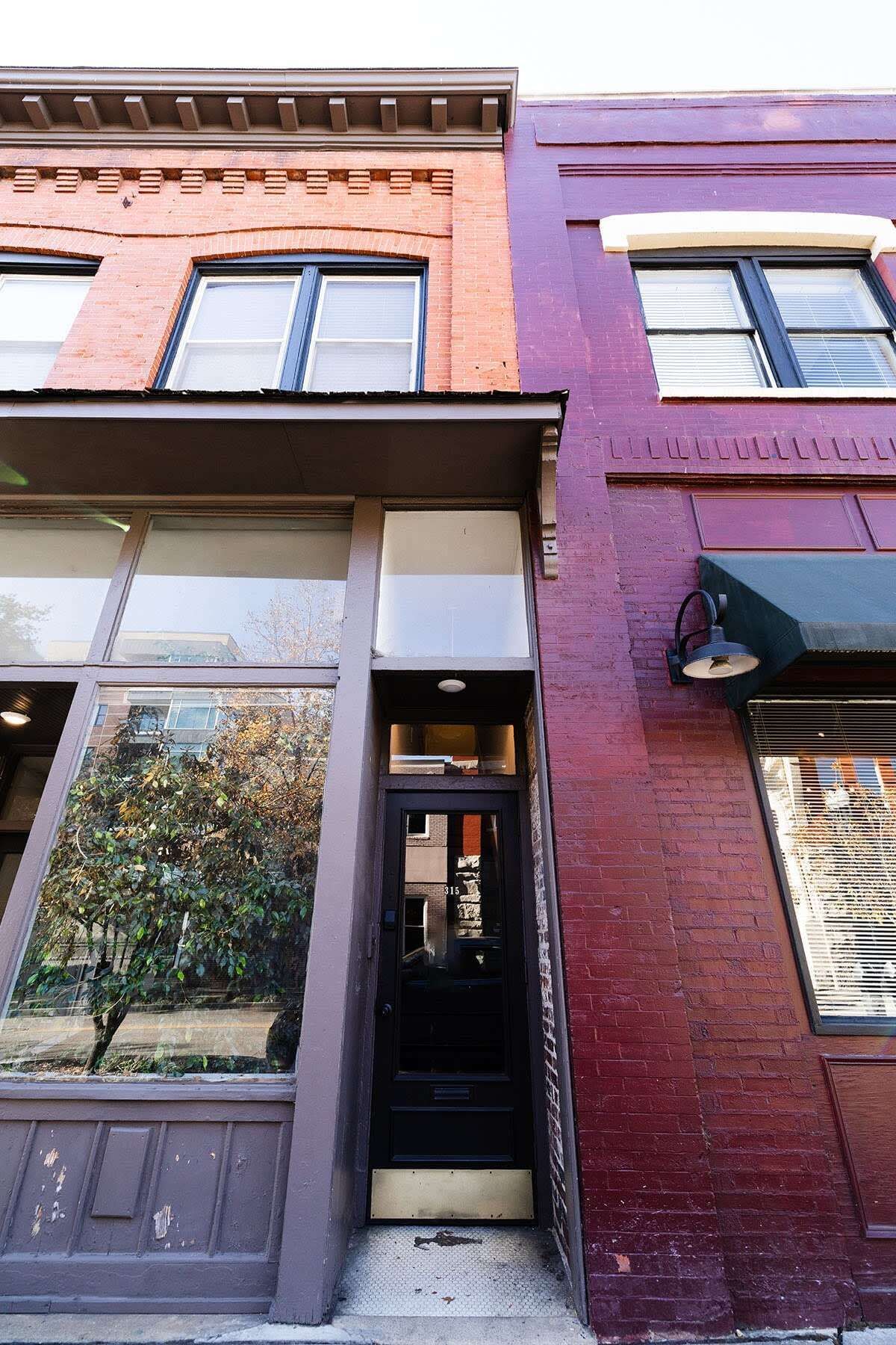 Vintage Charm in Old City Knox: Your Perfect Retreat