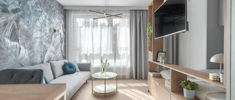 Deluxe Apartment | 1 bedroom, iron/ironing board, cribs/infant beds, free WiFi