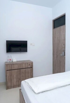 Espace de travail pour ordinateur portable, Wi-Fi gratuit, draps fournis